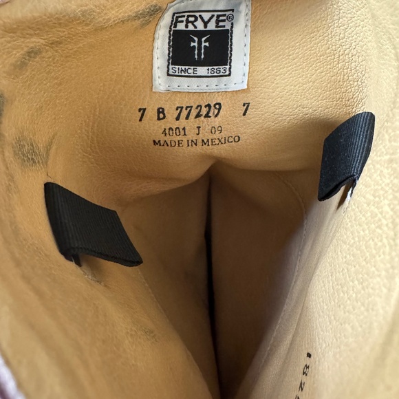 Rare Frye Jane Tall - Plum - size 7 - Picture 2 of 8